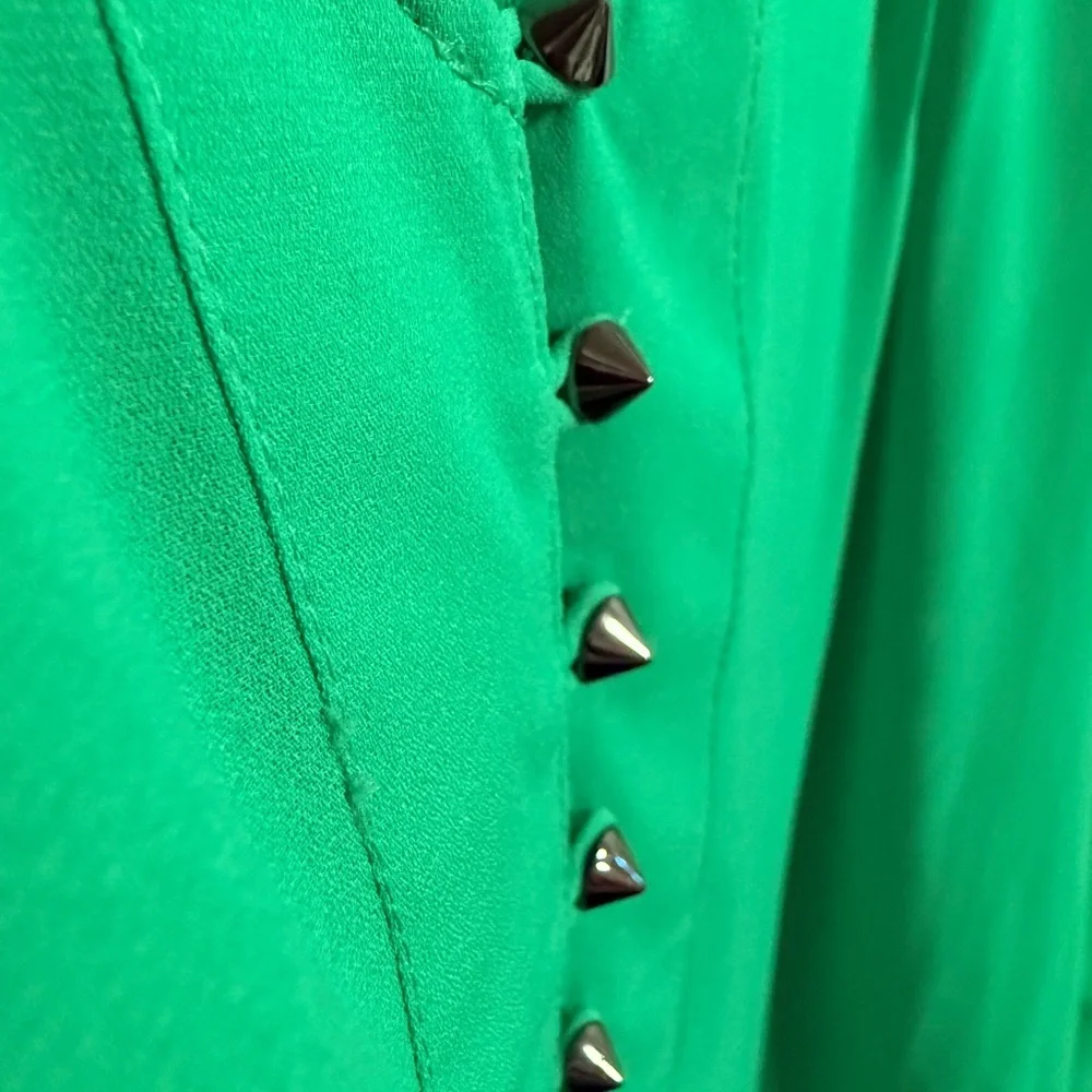 NWOT Daniel Rainn Vibrant Emerald Blouse - Picture 1 of 5